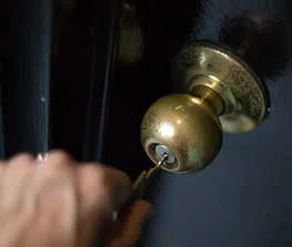 Safe Key Store Cincinnati, OH 513-988-4100 - 13-Key-Broke-In-Lock